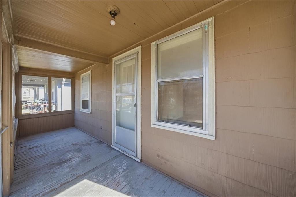 7607 Pennsylvania Avenue