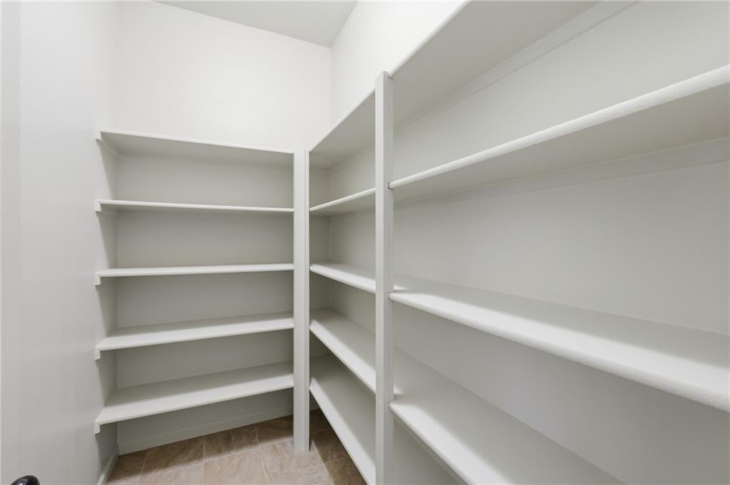 16872 W 164th Place