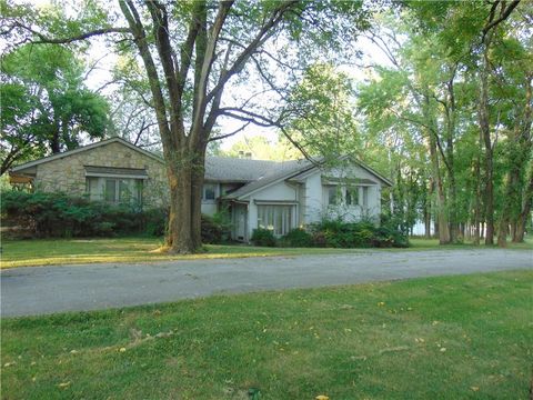 1400 Colbern Road Lee's Summit MO 64086