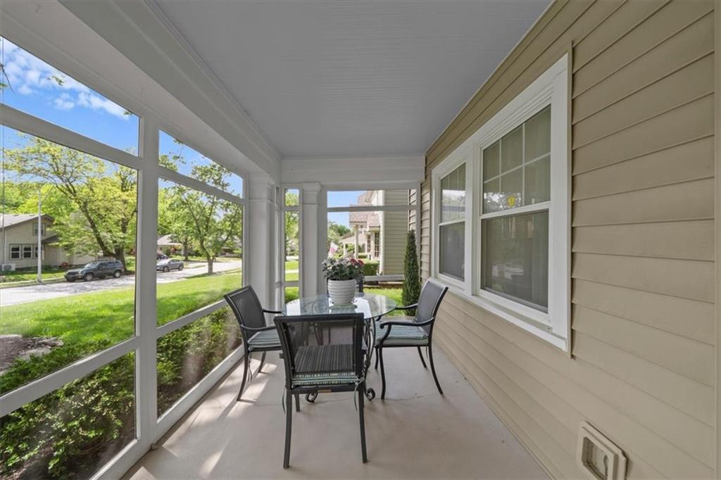 808 W 72nd Street