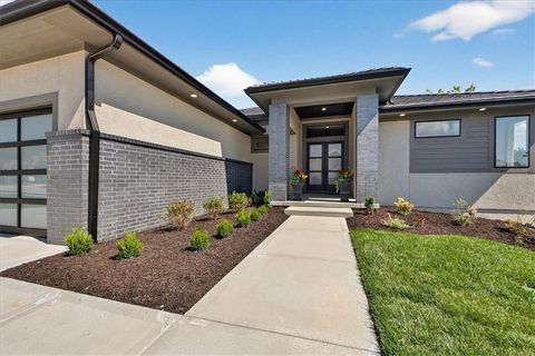 5907 N Lucerne Avenue Kansas City MO 64151