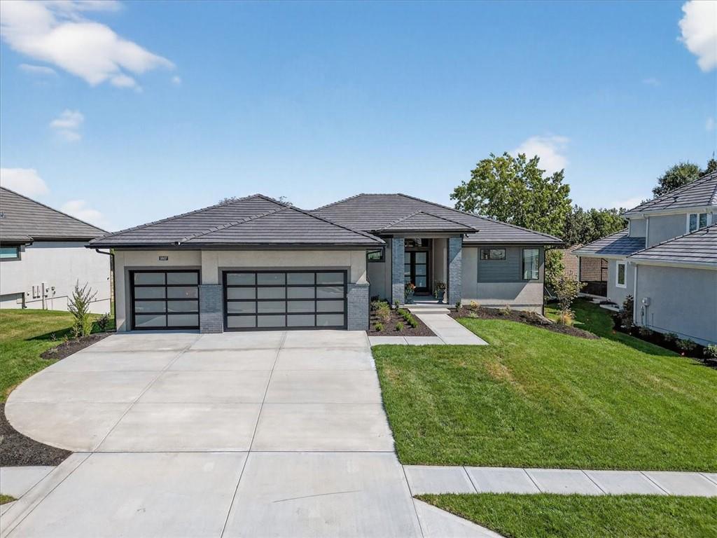 5907 N Lucerne Avenue