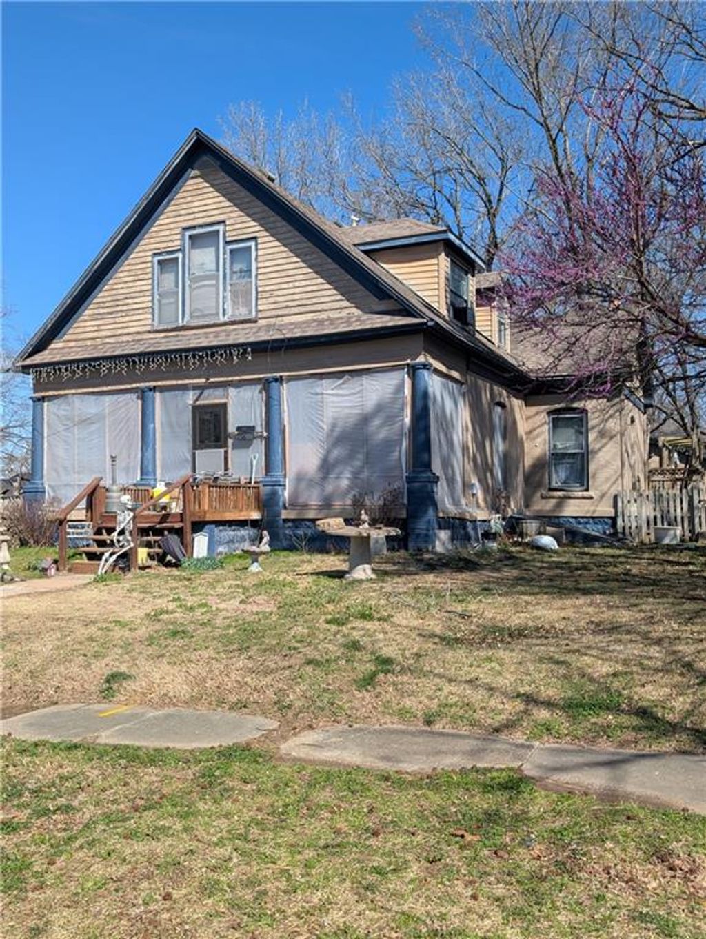 Photo of 403 S Adams Street, Nevada, MO 64772 (MLS # 2607570)