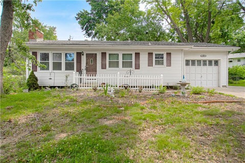 Tiny photo for 1229 Westboro Circle, Liberty, MO 64068 (MLS # 2627867)