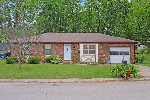 MLS: 2550871