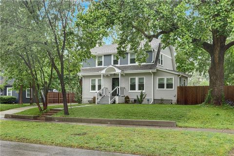 Photo of 1705 SW Walnut Street, Blue Springs, MO 64015 (MLS # 2620965)