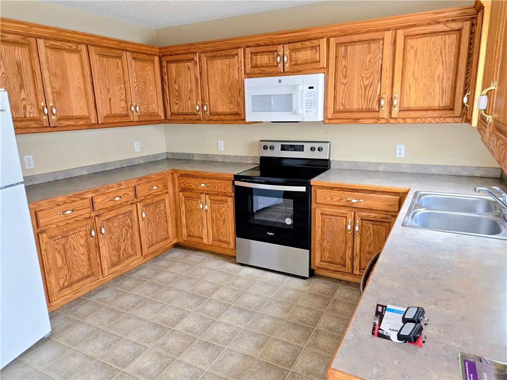 1302 Cloverleaf Court