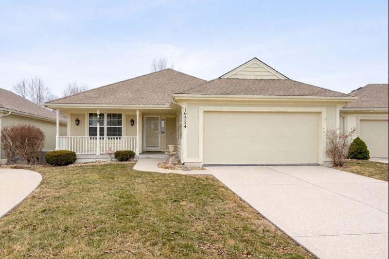 Photo 1 of 23 — 16524 S 53rd Terr Court, Independence, MO 64055