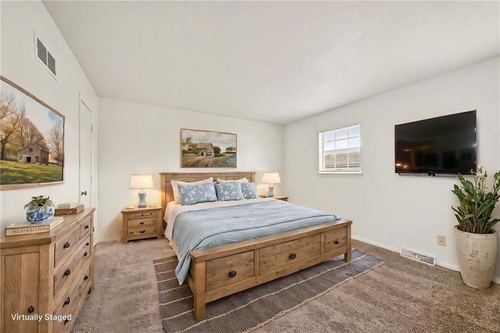 Photo of 6041 E 127th Street, Grandview, MO 64030 (MLS # 2614984)