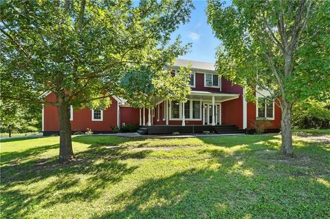 24801 E Twin Pines Drive Harrisonville MO 64701