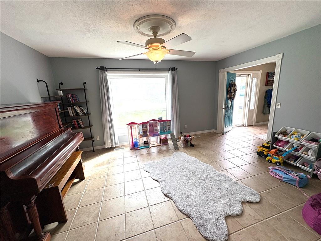 4909 Woodfield Drive