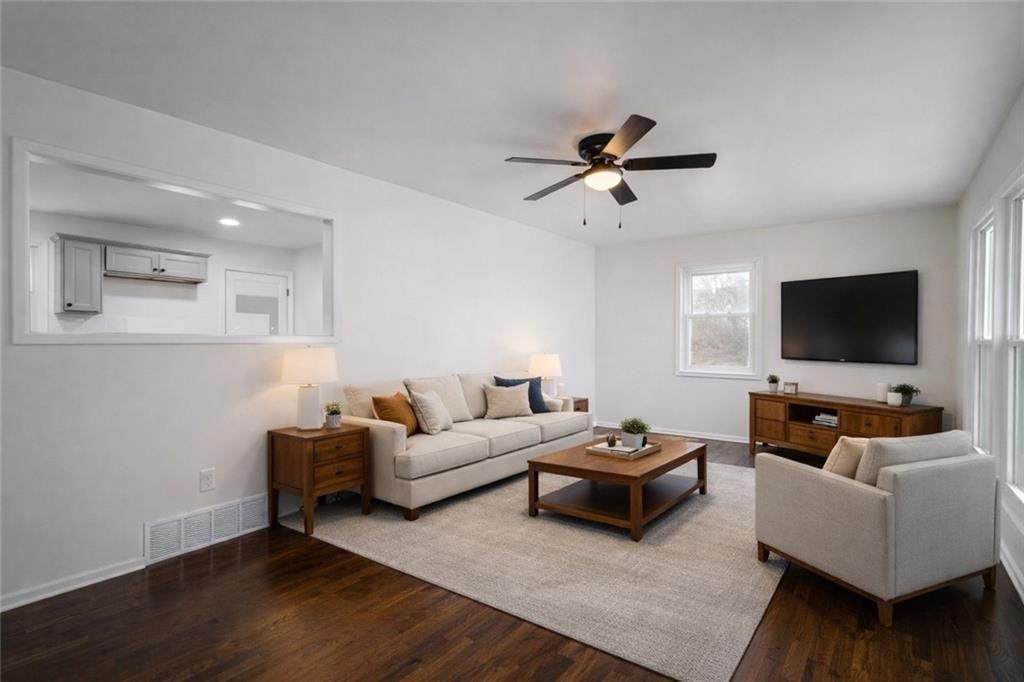 Photo of 3310 S 30th Street, St Joseph, MO 64503 (MLS # 2598133)