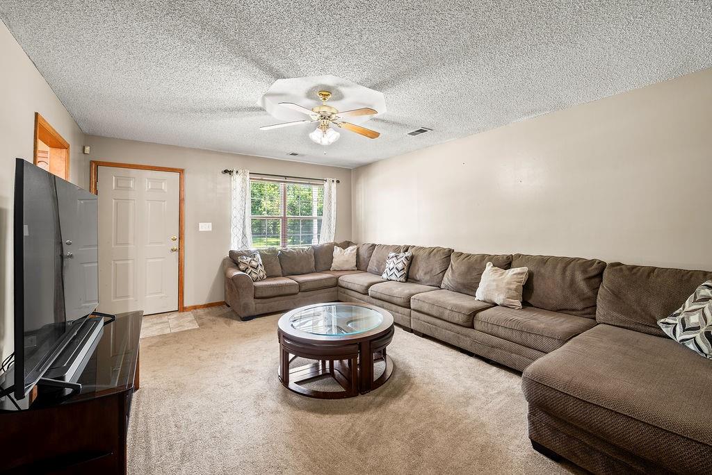 1044 Arrowhead Ridge