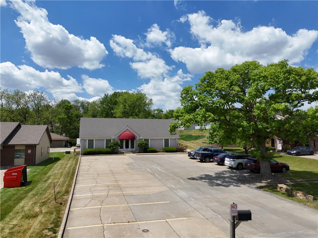 502 S Woodbine Road