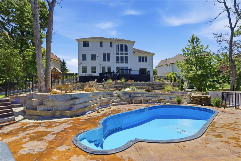 341 NW Thoreau Circle