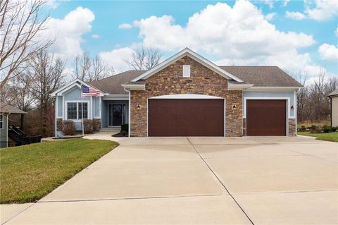 Photo of 12815 Hubbard Road, Kansas City, KS 66109 (MLS # 2609395)