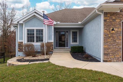 12815 Hubbard Road Kansas City KS 66109