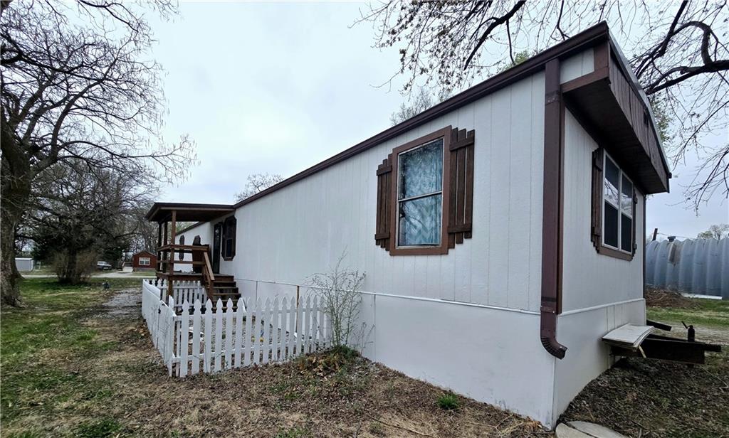 Listing image 1