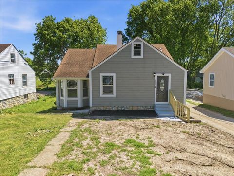 Photo of 3305 Delavan Avenue, Kansas City, KS 66104 (MLS # 2618072)
