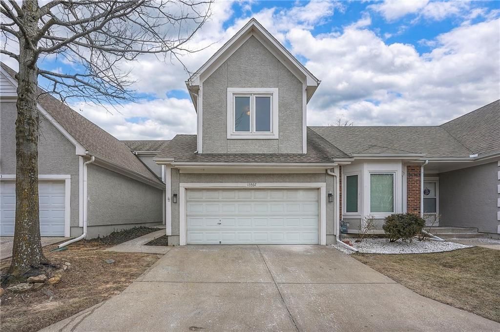 Photo of 13567 W 58th Terrace, Shawnee, KS 66216 (MLS # 2598321)