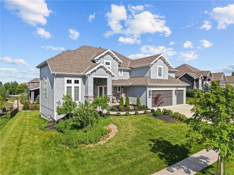 Photo of 17105 Nieman Road, Overland Park, KS 66221 (MLS # 2625798)