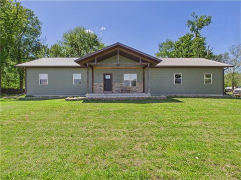 301 S Missouri Street Green Ridge MO 65332