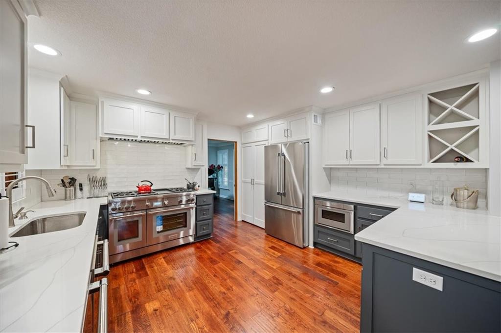 4401 W 128th Street