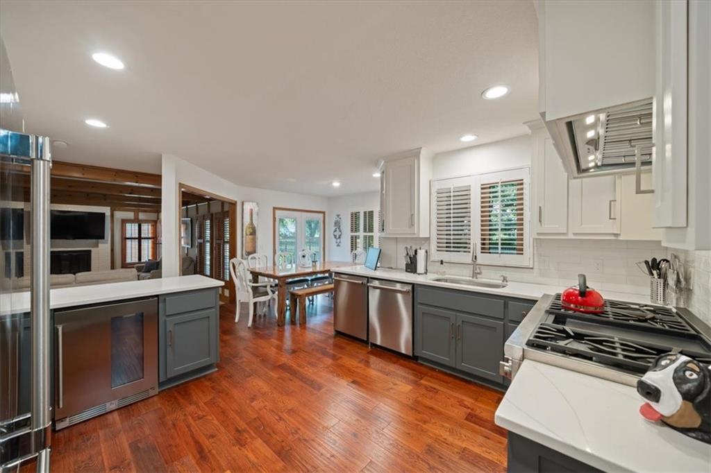 4401 W 128th Street