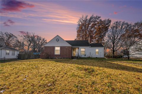 4325 NE 52nd Terrace, Kansas City, MO 64119 - MLS#: 2588888