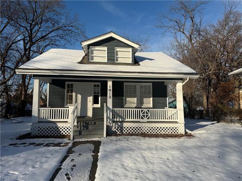 1910 E 80th Street Kansas City MO 64132