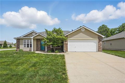 734 Carlisle Drive Raymore MO 64083