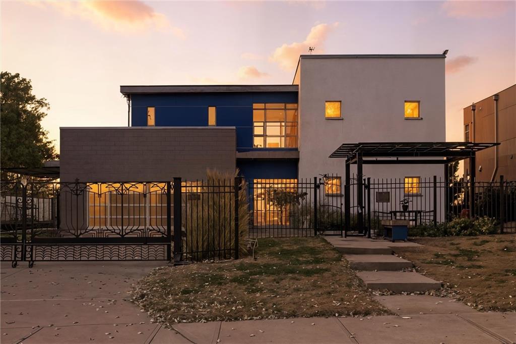 1520 Jarboe Street
