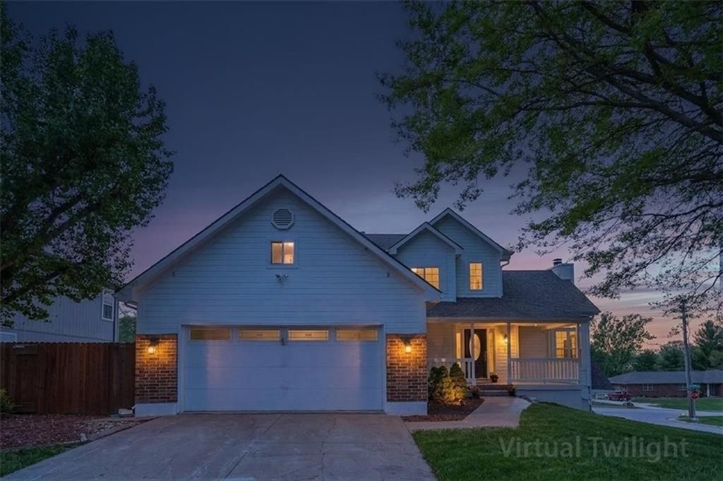 Photo of 2615 NE SPRINGBROOK Street, Blue Springs, MO 64014 (MLS # 2612790)