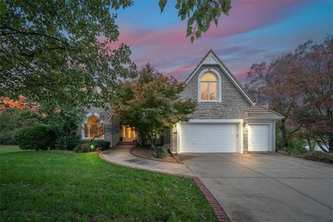 3124 SW Pergola View Lee's Summit MO 64081