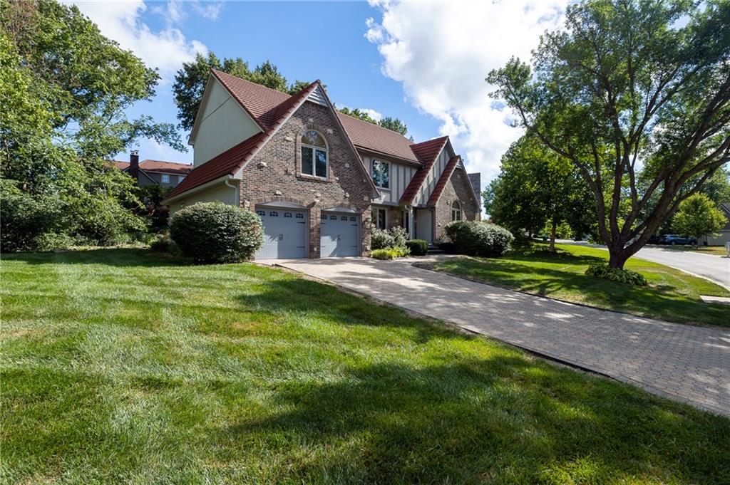 1104 NE Long Ridge Road