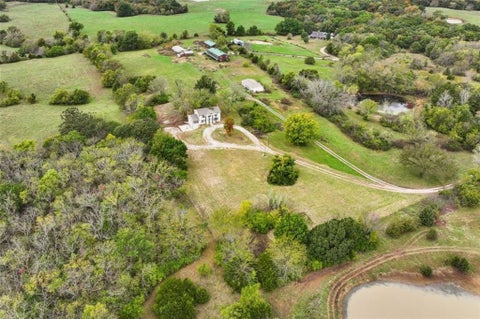 Photo of 26 SW 365th Road, Warrensburg, MO 64093 (MLS # 2647793)