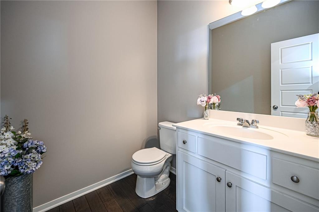 3330 N 128th Terrace