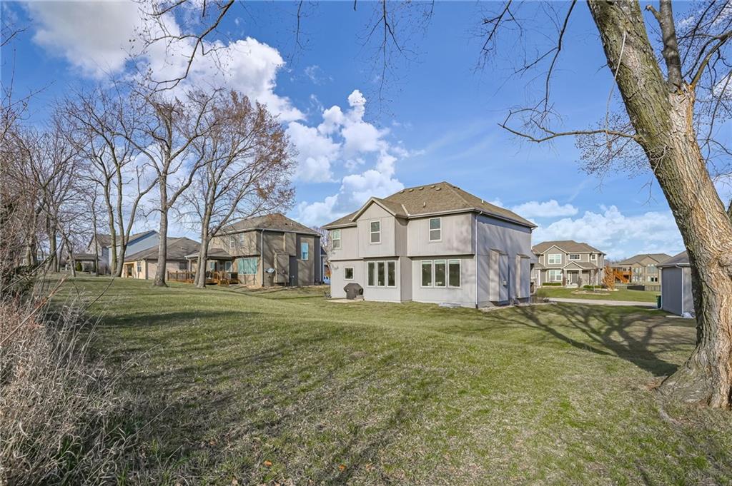 3330 N 128th Terrace