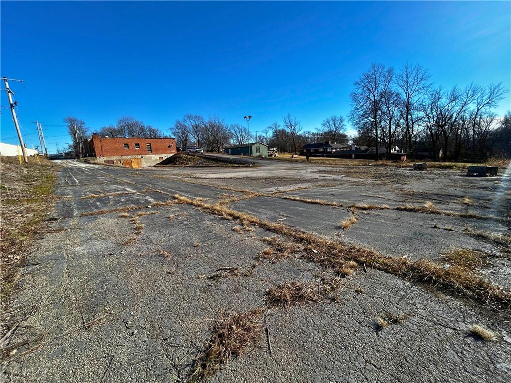 3516 Blue Ridge Cut Off N/A