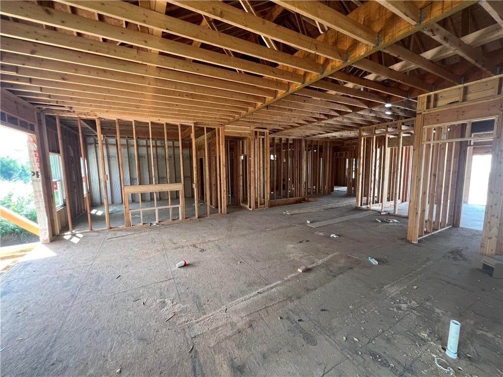 21401 Twin Oaks Parkway