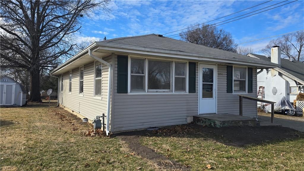 Photo of 374 Woodrow Street, Chillicothe, MO 64601 (MLS # 2607512)