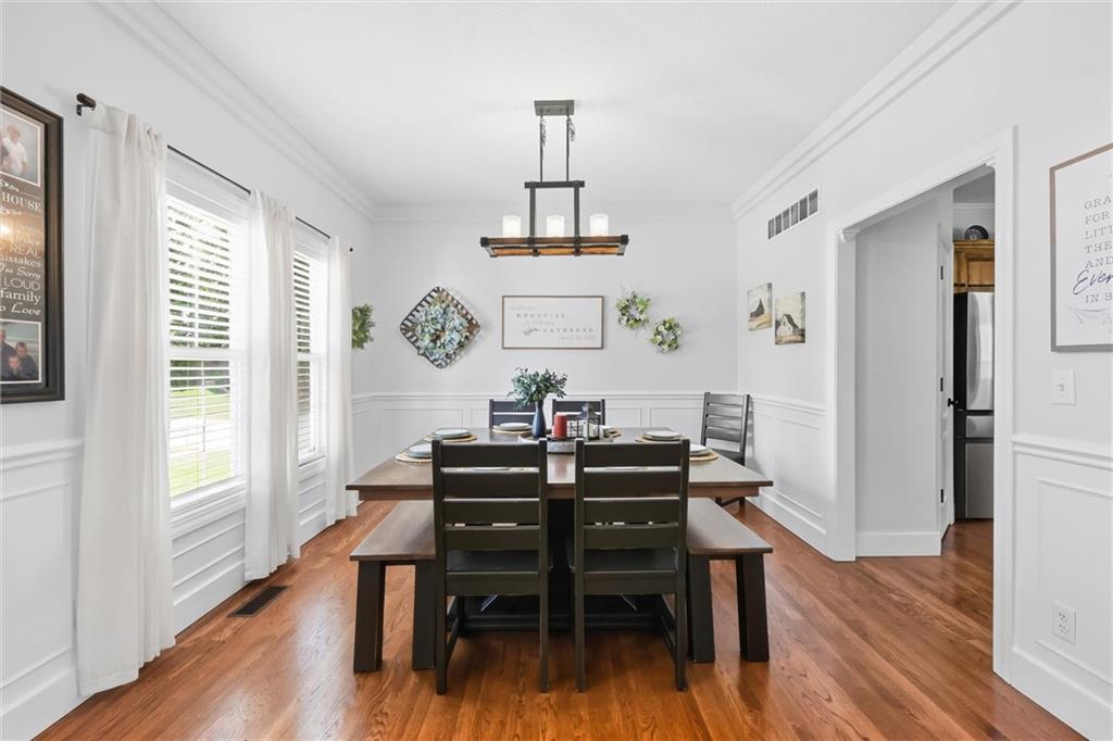 110 S Eastglen Drive