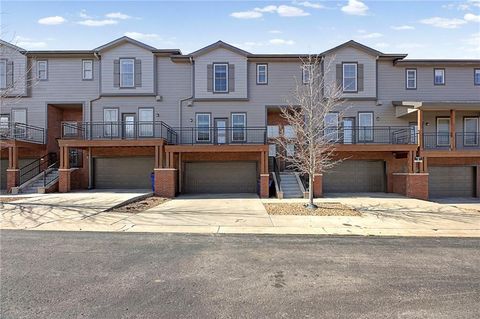 Photo of 5245 Overland Drive #B25, Lawrence, KS 66049 (MLS # 2616378)