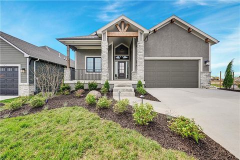 Photo of 15447 W 161st Street, Olathe, KS 66062 (MLS # 2543718)