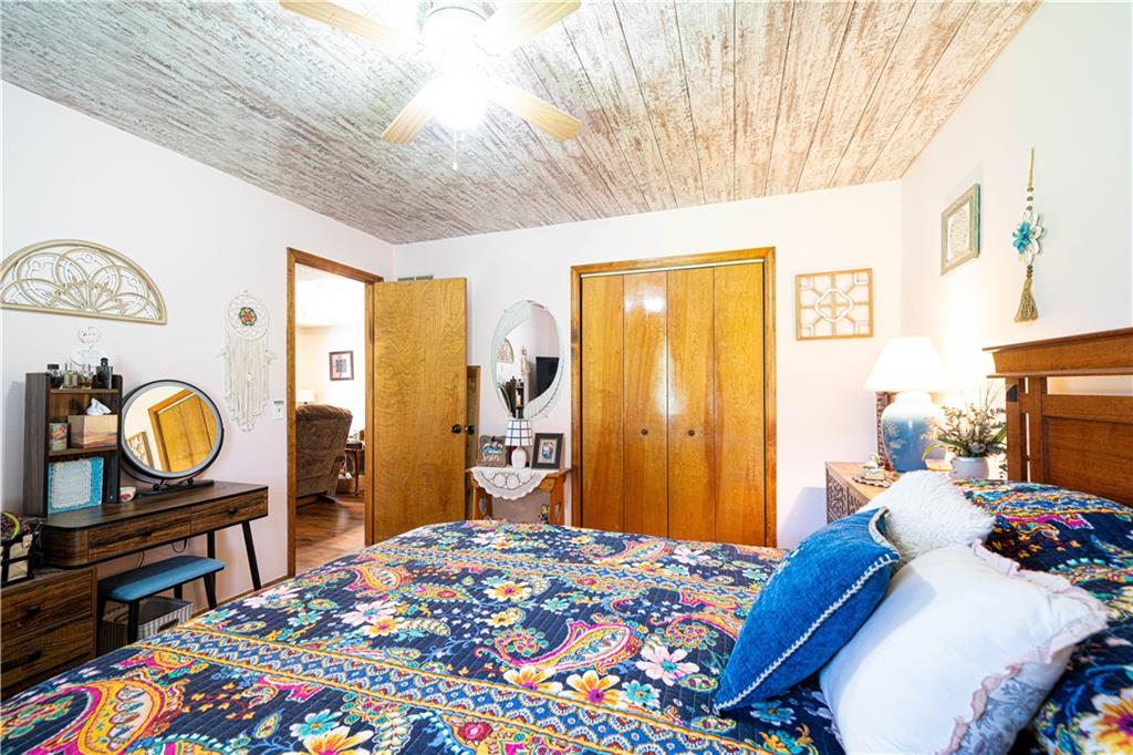 Camden Point, Missouri 64018, United States, 3 Bedrooms Bedrooms, ,2 BathroomsBathrooms,Residential,Active,164757