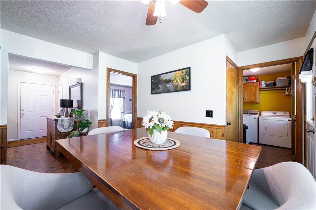 Camden Point, Missouri 64018, United States, 3 Bedrooms Bedrooms, ,2 BathroomsBathrooms,Residential,Active,164757