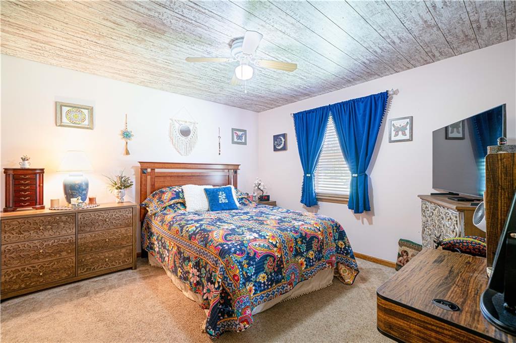 Camden Point, Missouri 64018, United States, 3 Bedrooms Bedrooms, ,2 BathroomsBathrooms,Residential,Active,164757