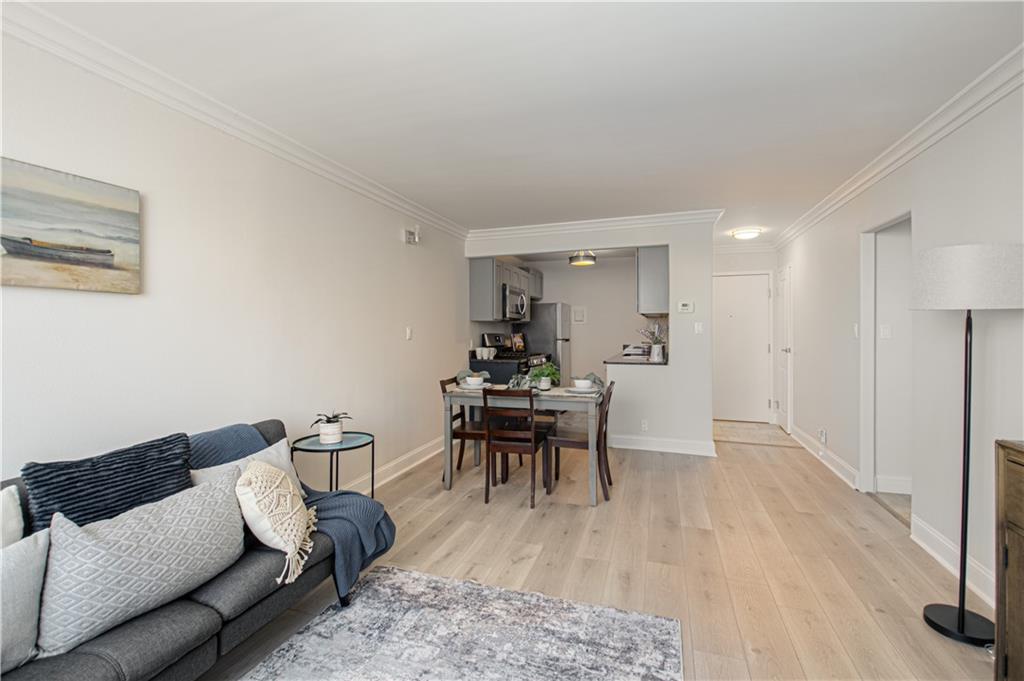 700 E 8th Street 12D