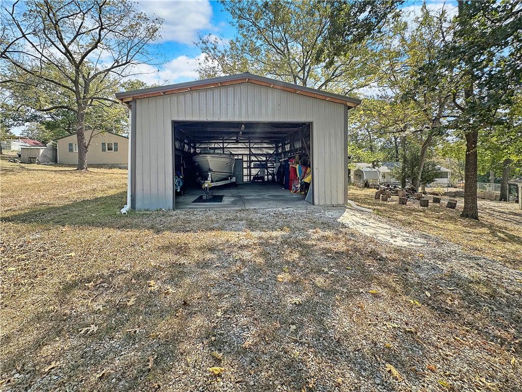 28720 Mistletoe Avenue