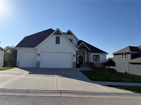 5587 Thousand Oaks Drive Parkville MO 64079